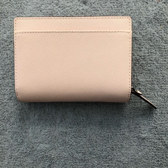 Kate Spade Bifold Pink Wallet. Gently used. - Picture 8 of 8